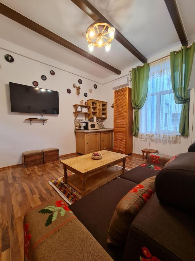 City Home Бухарест Экстерьер фото