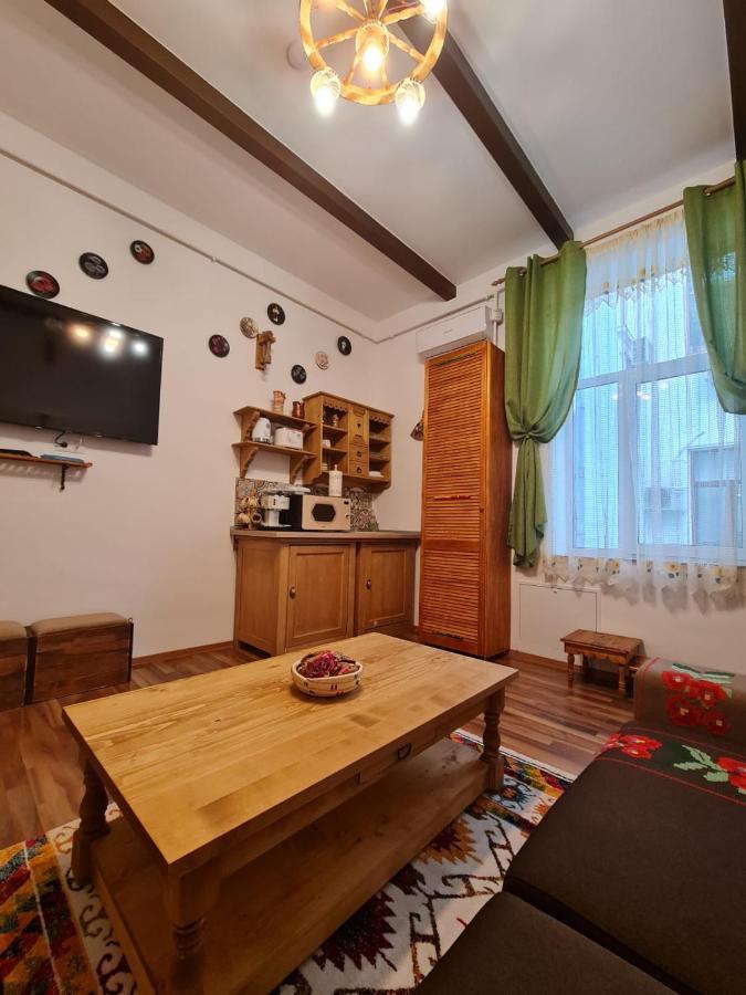 City Home Бухарест Экстерьер фото